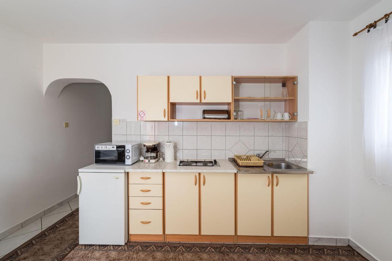 Nice Apartment Silvia Novalja Zewnętrze zdjęcie